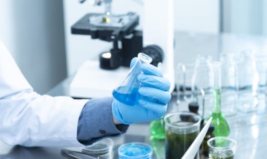 JAV užsisako galimas „Covid-19“ vakcinas