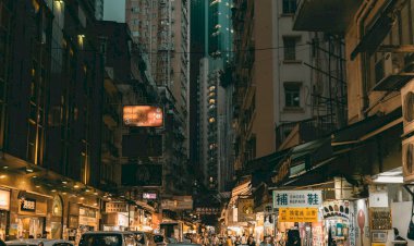 Nerimaujant dėl ​​„Covid-19“ protrūkio, Honkonge įsigalioja nauji apribojimai