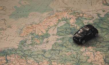 Švedija rekomenduoja darbuotojams tęsti darbą iš namų iki kitų metų