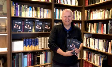 Jobst Bittner knyga „Tylos uždanga“ – jautri nacių kareivio sūnaus išpažintis